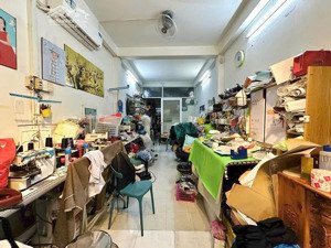 bán gấp nhà riêng tại nguyễn công hoan, 8,5 tỷ, 63m2, 2 tầng, pháp lý đầy đủ