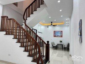 cực hiếm còn lại tại tt tứ hiệp thanh trì chủ cần bán dt 45m2 x 4t, giá nhỉnh 5 tỷ