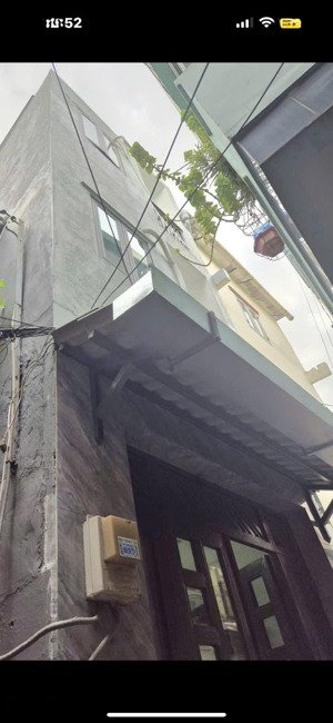 bán nhà huỳnh văn chính 3 lầu nhà đẹp shr giá cực rẻ có 2 tỷ750