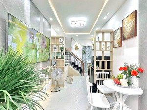 nhà tân mai nguyễn chính, 47m², 5 tầng, ô tô đỗ cổng, full nội thất giá 7.8 tỷ