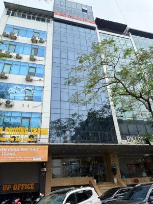 bán gấp toà nhà trần thái tông, vip cầu giấy, văn phòng hàng a, dòng tiền khủng. hiếm nhà bán!