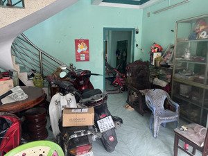 mặt tiền lê văn lương phước kiển- vị trí vàng kinh doanh - mặt tiền 20 mét- 2 tầng hoàn công đủ