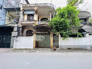 bán đất tặng nhà 3 tầng nguyễn sơn - khu phân lô dân trí cao - oto tránh - mặt tiền lớn