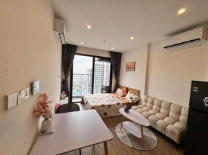 cho thuê cc the miami gs1. studio đủ đồ mới đẹp, 15/9 vào được