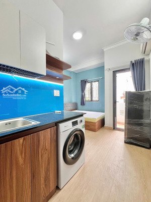 căn hộ full nội thất balcon máy giặt riêng sát bên q1 gần chợ bà chiểu