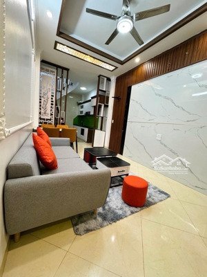 bán nhà đàm quang trung 30 m2 5 tầng mặt tiền 3 m . bán 6,45 tỉ