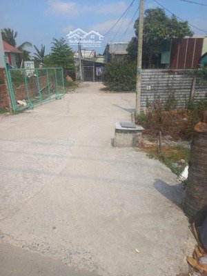 bán nhà riêng tại bờ bao xóm hố, 8 tỷ vnd, 250m2, 2pn, 2wc