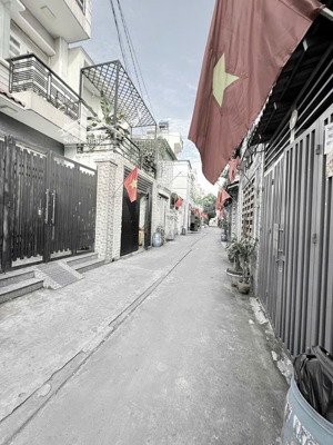 nhà đẹp giá tốt - trường chinh, q12 - dt 84m2 - chỉ 5.x tỷ