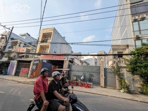 giảm chào 67 tỷ nhà 2mt tôn thất thuyết, q.4 view nhánh sông 470m2 xây dụng cao tầng