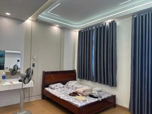 nhà lê thị hồng gấm 92m2 dân xây 5 tầng thang máy, mt 4.8m, hẻm rộng, kinh doanh & ở, chỉ 17.5 tỷ