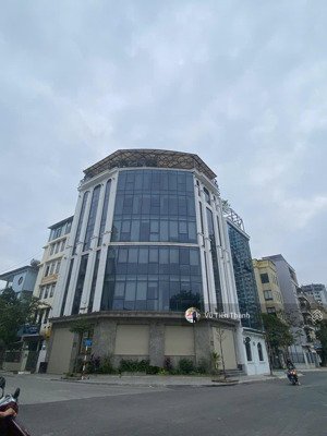 cho thuê lk nguyễn xiển - thanh xuân, 250m2 x 5 tầng, mt: 30m (lô góc), thông sàn, thang máy, pccc