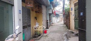 bán gấp nhà cấp 4 ô tô vào, dt 45m giá đầu tư tại ngõ 195 phúc lợi
