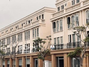 top 5 căn shophouse trục đường lớn 36m, giá full từ 7.7 tỷ/căn - diện tích 90m2. lh 
