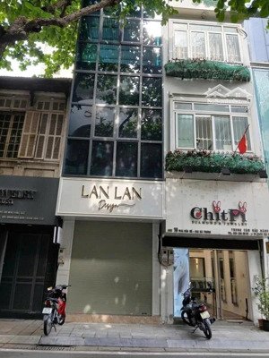 bán nhà mặt phố mai hắc đế nguyễn du vip dòng tiền cho thuê 20 triệu một tháng