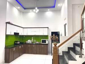 bán nhà quận 8, âu dương lân, hẻm xe hơi ( quay đầu) 3 phòng ngủ,nhỉnh 3 tỷ(tl chình chủ)