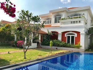 giảm 25 tỷ, chính chủ bán biệt thự nguyễn văn hưởng, 20x42, 850m2, 3 tầng, sân vườn hồ bơi, 130 tỷ