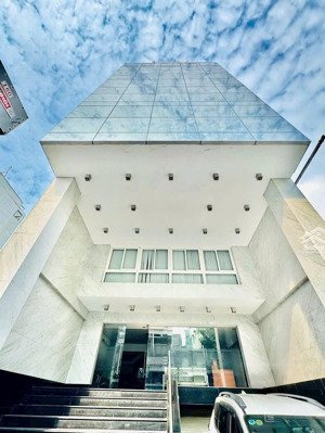 bán tòa nhà siêu vị trí mt nguyễn văn thủ quận 1 - (8,3x26m) - hầm, 8 tầng - hđt: 420tr/th - 100 tỷ