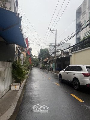 lô góc đất ngang 9m, đã tách 2 thửa cao văn ngọc, phú trung chỉ 10.5 tỷ
