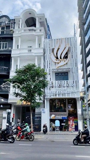 anh trai nhờ bán hộ mặt tiền lê hồng phong, p12, q10 - 5x25m - 7 tầng. hđt: 110tr/tháng - giá 30 tỷ
