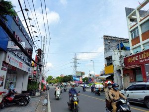 cực hiếm! lô góc hẻm ô tô 5m. ra đường hậu giang chỉ 20m - q6 - 65m2- 6,5 tỷ - 4 tầng