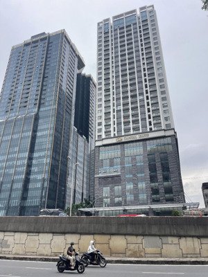 chính chủ nên báo giá chuẩn 3pn /105m2/ 10.8tỷ) (3pn -119m2 bán 13tỷ100) mong gặp khách sớm ạ