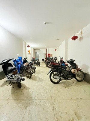 bán ccmn cự lộc thanh xuân 18 p khép kín dt 87m 7t mt7 15tỷ dòng tiền 80tr /th