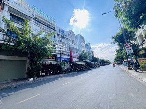 mặt tiền siêu kinh doanh gần nhà ga t3 - vừa ở vừa kinh doanh cho thuê - xây toà nhà building