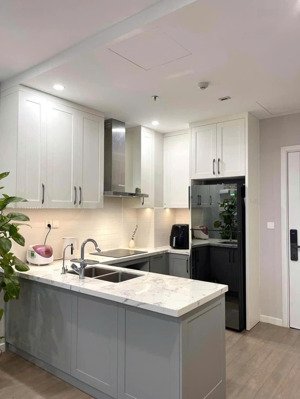 cho thuê ch 1pn, 1wc, 80m2 tại hà nội aqua central, giá 17 triệu. liên hệ 