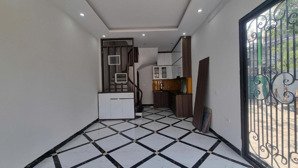 bán gấp nhà đẹp trương định- full nội thất- dt 33m2 x 5 tầng chỉ 6.1 tỷ