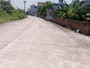 chính chủ cần tiền gửi bán gấp mảnh đất đẹp mặt đường chân đê đông ngàn-đông hội-đông anh- hà nội