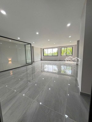 cho thuê nhiều căn shophouse gs mặt tiền đường nguyễn hữu thọ giá chỉ 12tr