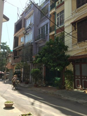 bán nhà mặt phố cù chính lan 6 tầng, mặt tiền 4.6m giá: 10.2 tỷ!