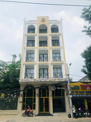 tòa nhà mt trương công định, q. tân bình - dt: 8x15m - hầm 7 tầng - hđt: 170 triệu - giá: 35 tỷ