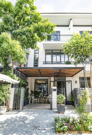 bán nhà - khu him lam - cách phạm văn đồng 100m - đường nhựa 10m - có vỉa hè cây xanh