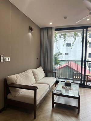 cho thuê tòa căn hộ cao cấp 150m x 8 tầng 13 căn hộ phố đào tấn, ba đình giá 250 triệu/tháng