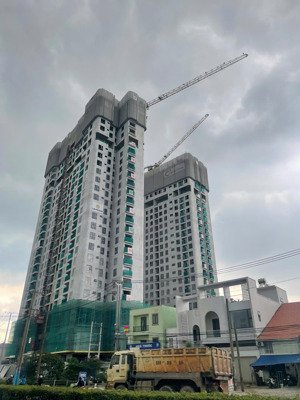 the emerald 68 sở hữu căn hộ cao cấp chỉ với 0.5%/tháng