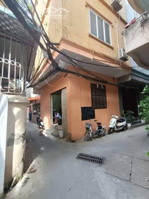 bán nhà hoàng hoa thám 28m2 4t mt 5 m giá 5.7 tỷ ba đình hà nội, nhà lô góc, ngõ thông, vị trí đẹp