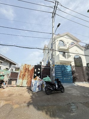 bán đất 5x20m khu bên sông hiệp bình chánh, thủ đức xây được hầm 5 tầng