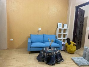 cần cho thuê căn hộ tầng 6 (cầu thang bộ) số 148 phố huế, 60m2, gồm 1pn, giá 6tr/tháng