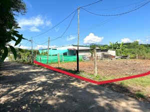 ms209. bán gấp lô đất 2 mặt tiền cực đẹp diên lâm - 990 triệu