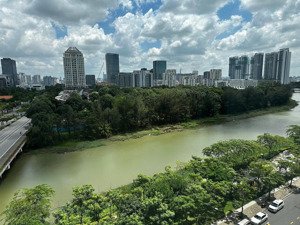 cần cho thuê gấp căn hộ cao cấp midtown m5, diện tích 135m2 căn góc giá 45 tr/th thương lượng.