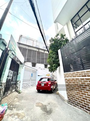 bán nhà bình thạnh dt 88m2 chưa tới 100 triệu/m2 - hẻm xe hơi sát mặt tiền, giáp trục phạm văn đồng