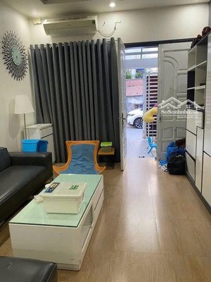 cho thuê nguyên căn nhà phố vũ xuân thiều- sài đồng - ô tô tránh - 2 ngủ - đủ nội thất.