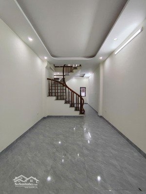 nhà bích hoà- thanh oai, cách 1 nhà ra đường ô tô, dt32m4t giá 3ty95