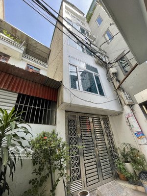 nhà đẹp dân xây phố đỗ nhuận - ngõ trước nhà 4m - vài bước ô tô tránh - 50m ra công viên hoà bình