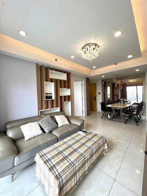 cho thuê căn hộ nhà đẹp tòa 5 trống sẵn - masteri thảo điền -lh : em vy