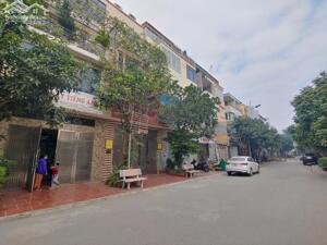 BÁN 157.5M2 BIỆT THỰ SONG LẬP TÂN TÂY ĐÔ HƯỚNG ĐÔNG NAM (0915458886)