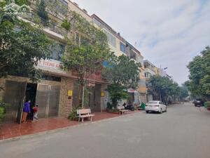 BÁN 157.5M2 BIỆT THỰ SONG LẬP TÂN TÂY ĐÔ HƯỚNG ĐÔNG NAM (0915458886)