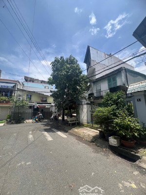 bán nhà mặt tiền nội bộ cxpl d xe tải đậu trước nha gần chợ hồ trọng quý p10 quận 6 - bình phú 1