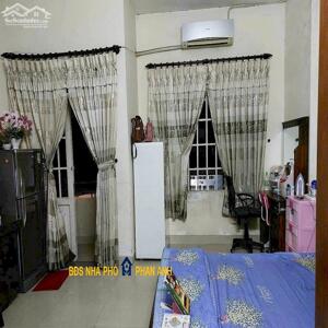  Bán gấp nhà mặt phố liền thổ tại Quận 9 – Vừa ở vừa KD – Chỉ có 7 tỷ.n.n.n